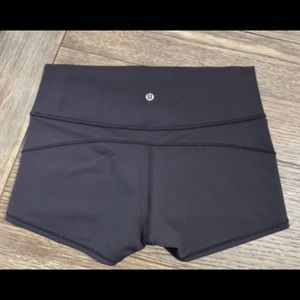 Lululemon In Movement Short 2.5”